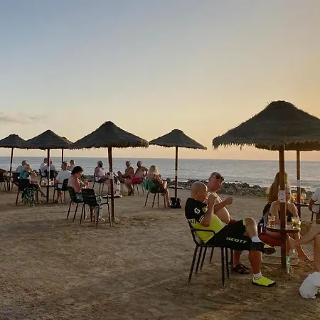 Lani House - Stunning Pool Эль-Пальмар