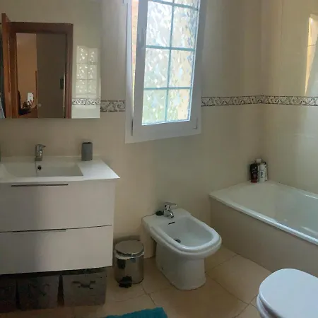 Апартаменты Lani House - Stunning Pool Эль-Пальмар