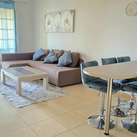 Lani House - Stunning Pool Apartman